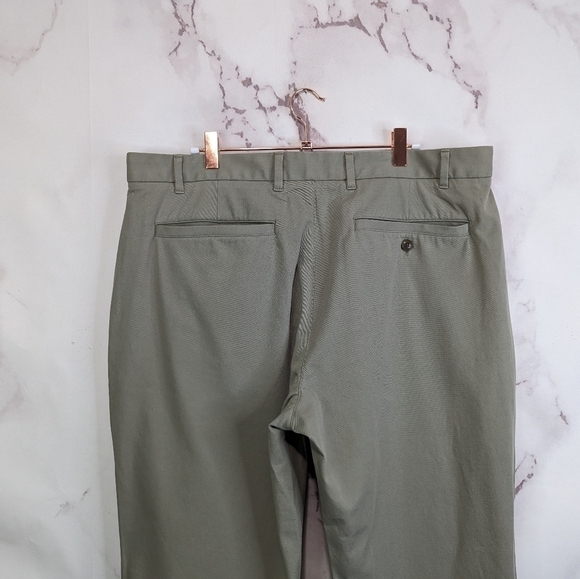 Everlane Chino Pants Mens 38 x 32 Covert Green Uniform Performance Slim Fit NEW - Picture 9 of 15